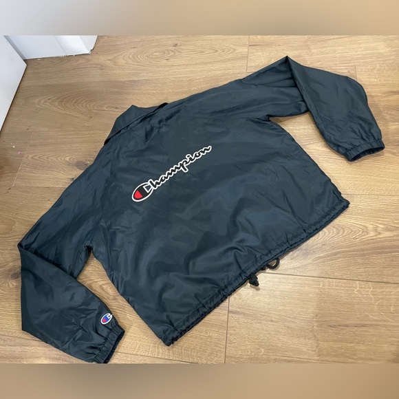 Women’s Champion Black Big C Logo Button Up Crop Windbreaker Jacket Sz Large - Picture 2 of 7